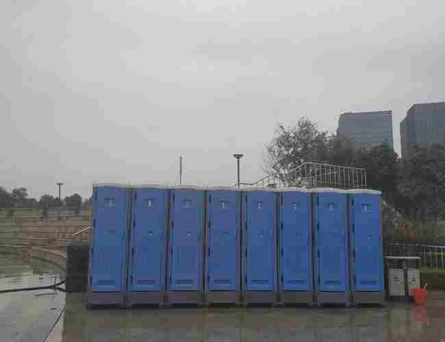 移動(dòng)廁所出租的服務(wù)規(guī)范標(biāo)準(zhǔn)解析 移動(dòng)廁所出租的服務(wù)規(guī)范標(biāo)準(zhǔn)解析